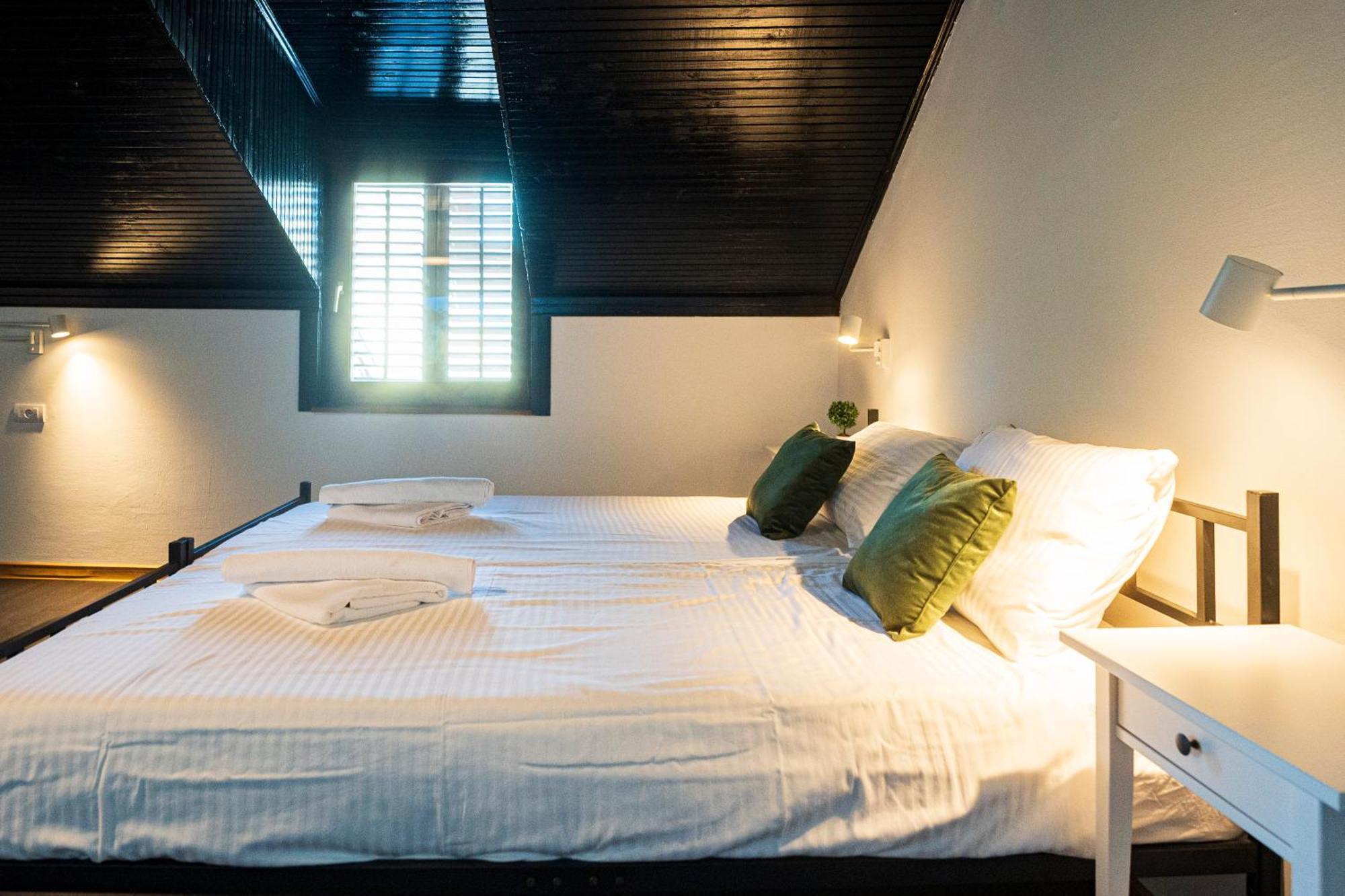 Cozy Nook B&B - Free Private Parking Novi Sad Exterior photo